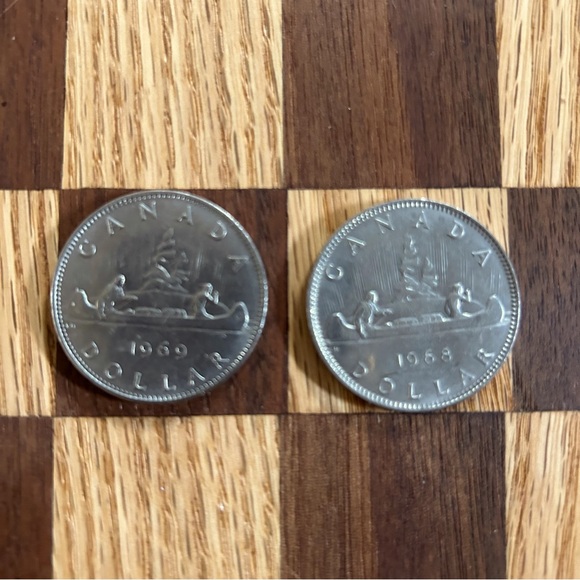 Canadian voyageur Dollar Coin Bundle of 2 qty coins - Picture 1 of 7